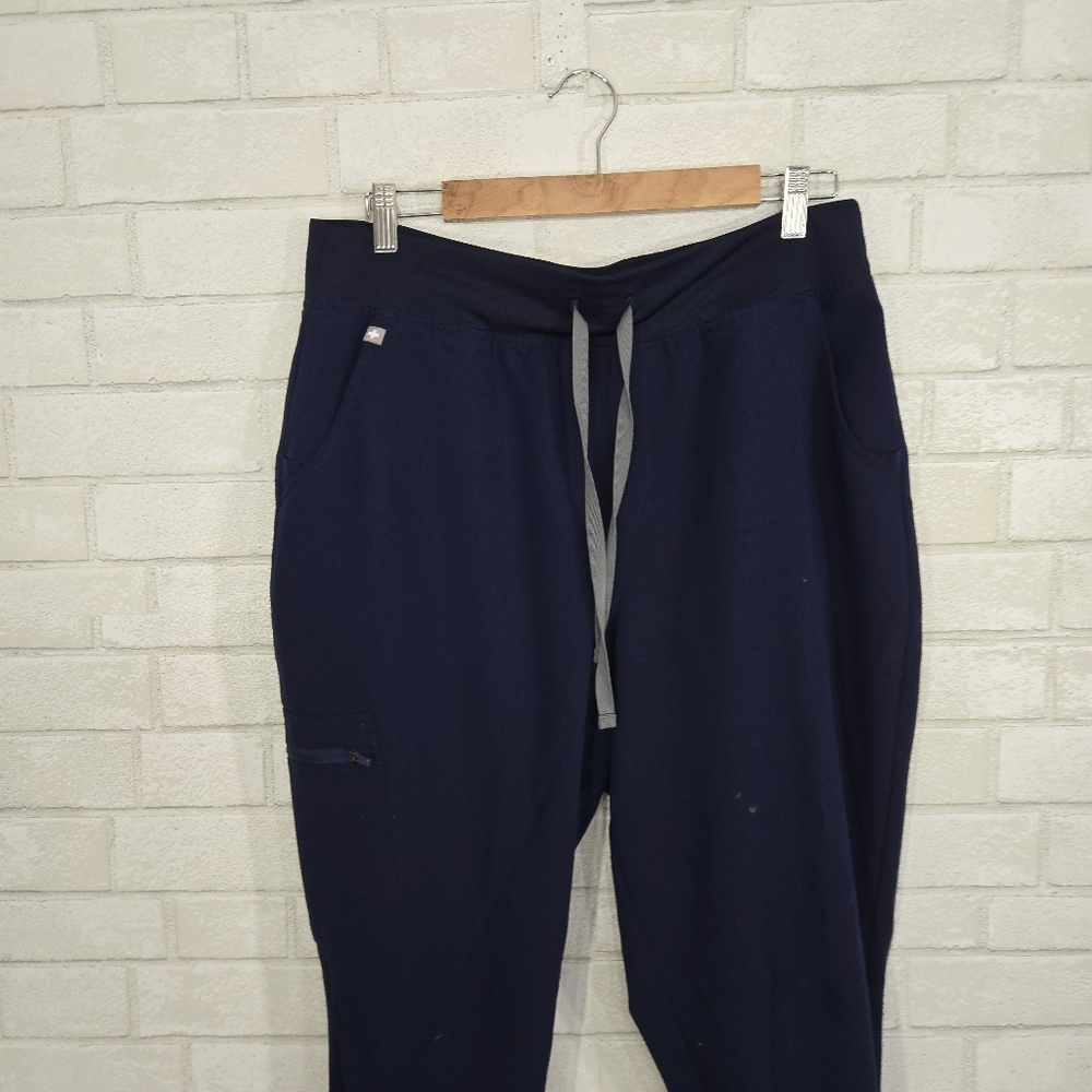 FIGS navy joggers - Picture 5 of 15